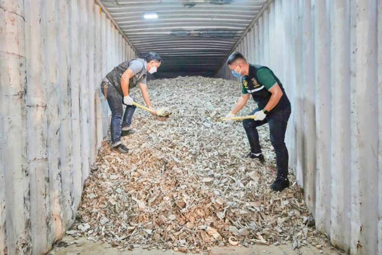 ‘Hidden tsunami’: Watchdog says American e-waste is overwhelming Southeast Asia